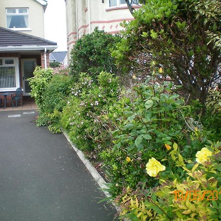 Aaranmore Lodge Guest House Portrush Exterior foto